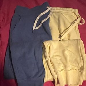 Pair of 2 oversized sweatpants